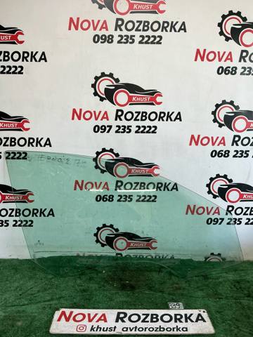 Скло передніх дверей, правою 3T0845202B VAG
