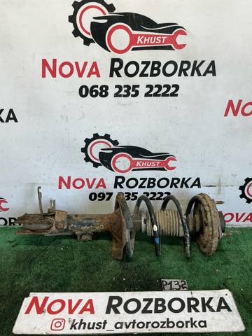 Ліва передня стійка 4060A173 MITSUBISHI