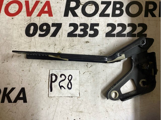 Петля капота, права 4L0823302 VAG