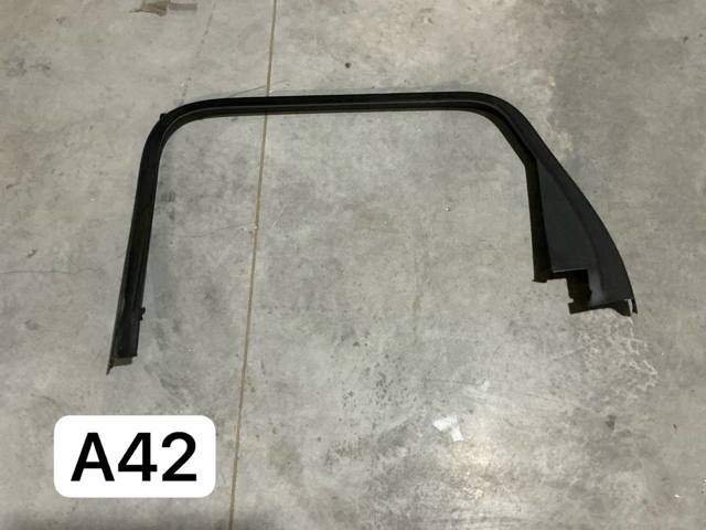 Облицювання ляди 4M0867604 VAG
