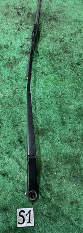 Ричаг двірника 4M1955408 VAG