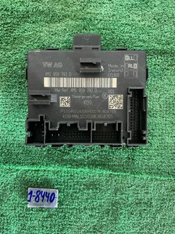 Блок комфорту передніх дверей 4M1959793D VAG