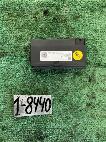 USB-розгалужувач 4N0035722 VAG