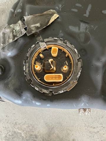 Насос занурювальний в баці 4N0919087C VAG