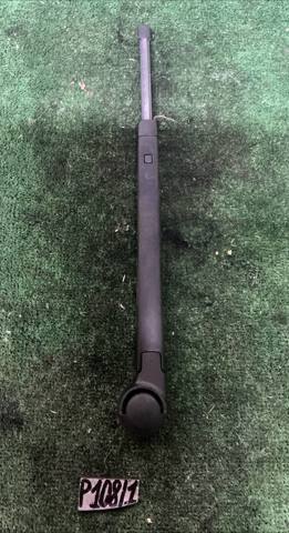Важіль-поводок склоочисника заднього скла 5L6955707 VAG