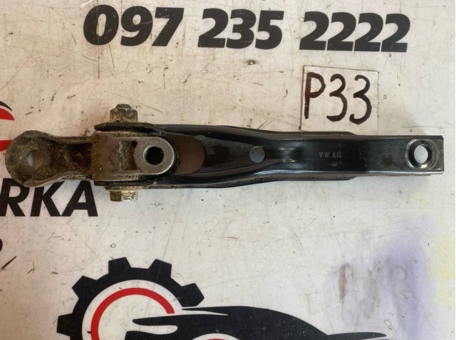 Опора двигуна задня Ауді Ку 3