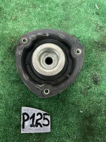 Кріплення переднього амортизатора 5Q0412331C VAG