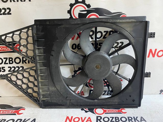 Облицювання рамки радіатора 6R0121207A VAG
