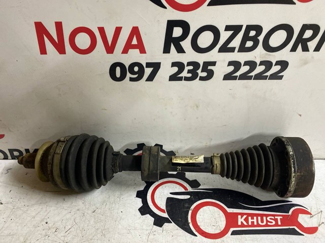 Привід лівий 6R0407763K VAG