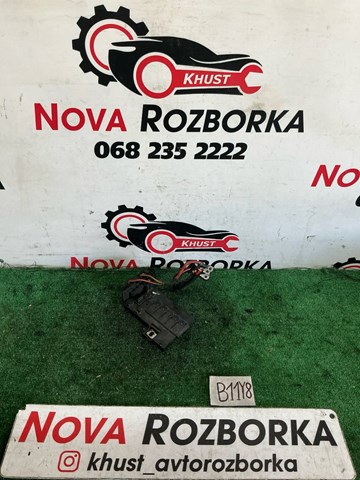 Монтажний блок 6R0937550A VAG