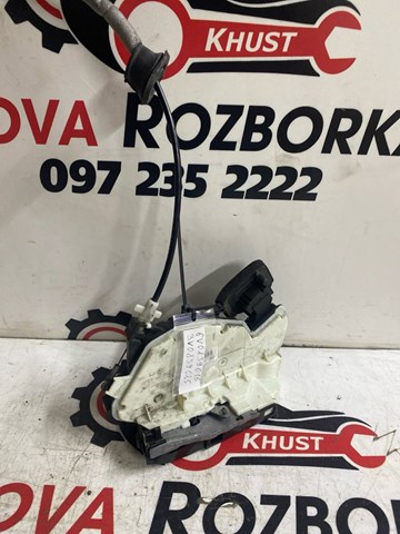 Замок задньої двері, лівої 6V0839015 VAG