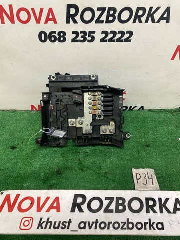 Блок запобіжників задній, салонний 7L0937548C VAG