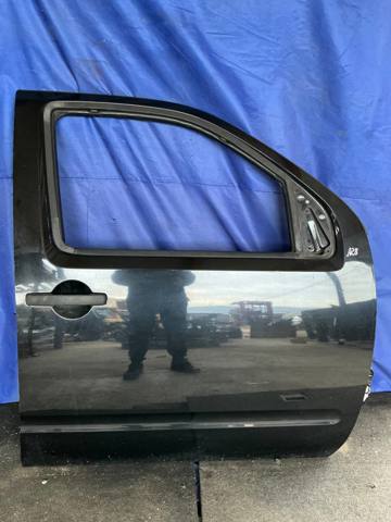 Дверка передня права 80100EB330 NISSAN