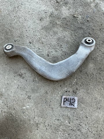 Балансир підвіски задній правий 8K0505324F VAG