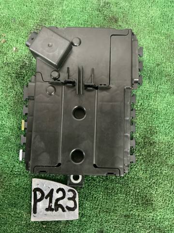 Коробка запобіжників A2055402850 MERCEDES