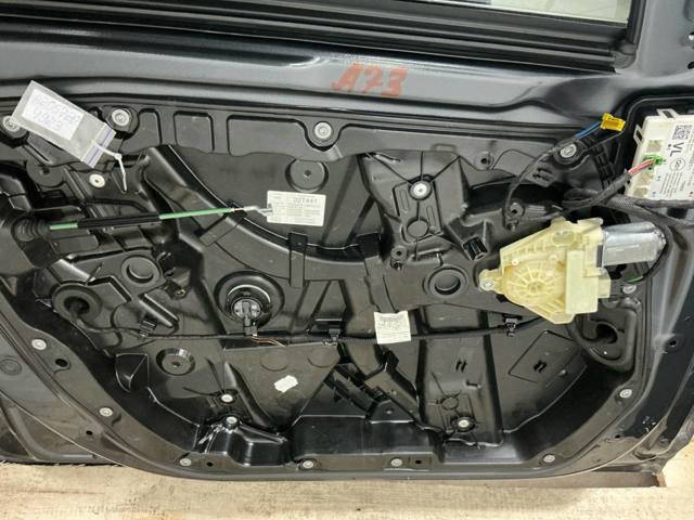 Механізм склопідіймача двері передньої, лівої A2057204923 MERCEDES