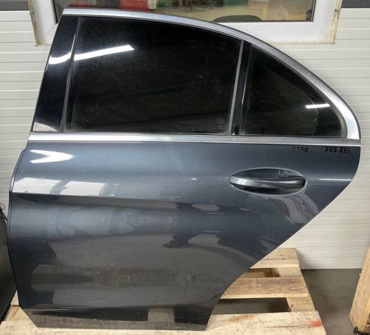 Двері задні A2057300105 MERCEDES