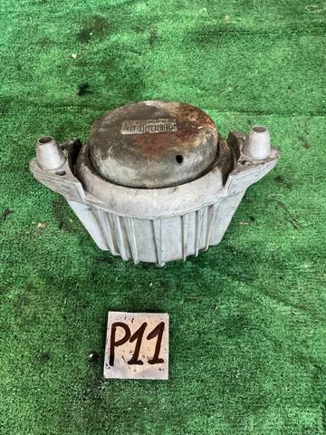 Права подушка двигуна A2122406417 MERCEDES