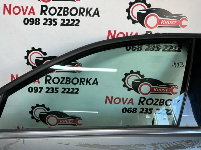 Скло та ущільнювачі скла вітрового правого/лівого A2127250710 MERCEDES