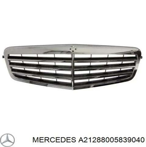 Захисна решітка радіатора A21288005839040 MERCEDES