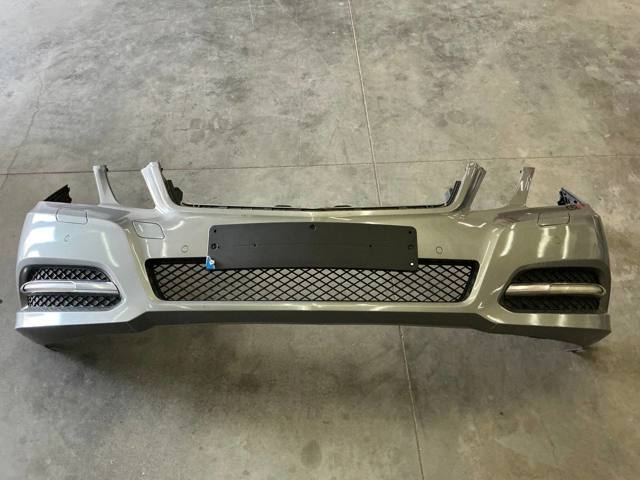 Бампер передній A2128850125 MERCEDES