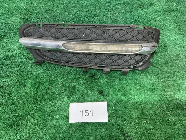 Заглушка ПТФ бампера переднього права A2128851823 MERCEDES