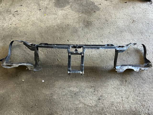 Рамка радіатора верхня A2206200372 MERCEDES