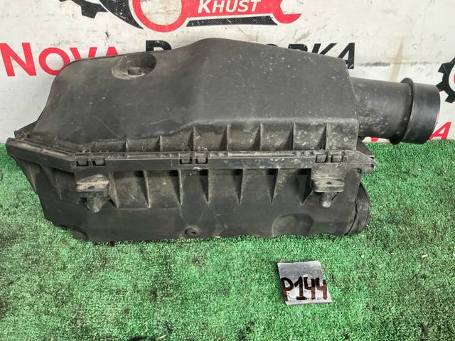 Корпус повітряного фільтра A6110900601 MERCEDES