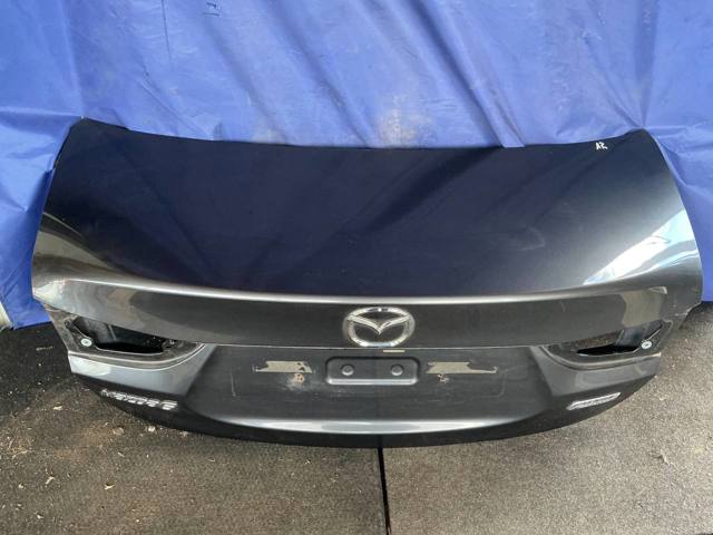 Кришка багажника кузова GHY05261X MAZDA