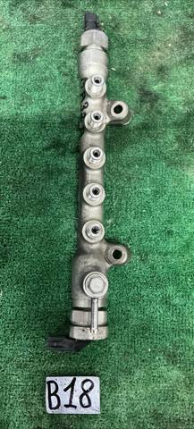 Розподільник палива SH0113GC0 MAZDA