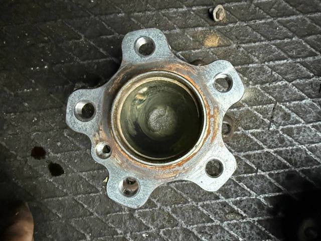 Підшипник ступиці колеса 31206899176 BMW