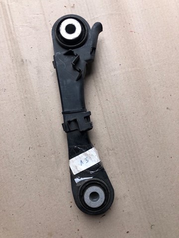 Балансир підвіски задній правий 33326867538 BMW