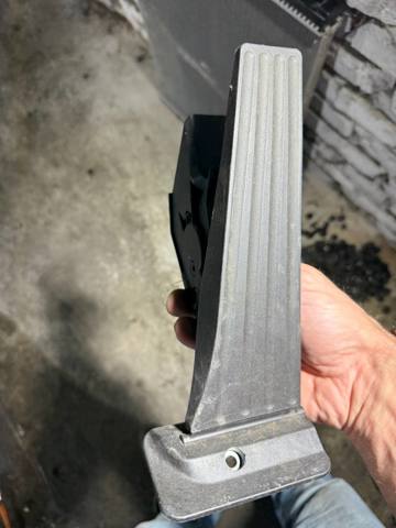 Педаль газу (акселератора) 35406889819 BMW