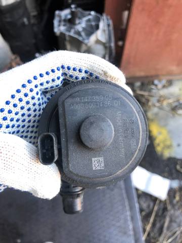 Помпа водяна, (насос) охолодження, додатковий електричний 64119147359 BMW
