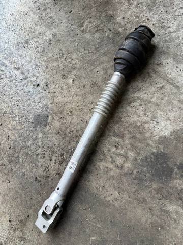 Рульовий кардан нижній 6862088 BMW