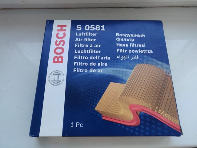 Фільтр повітряний F026400581 BOSCH