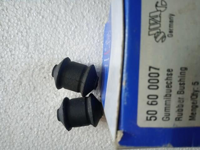 Сайлентблок нижній передньої підвіски 50600007 SWAG
