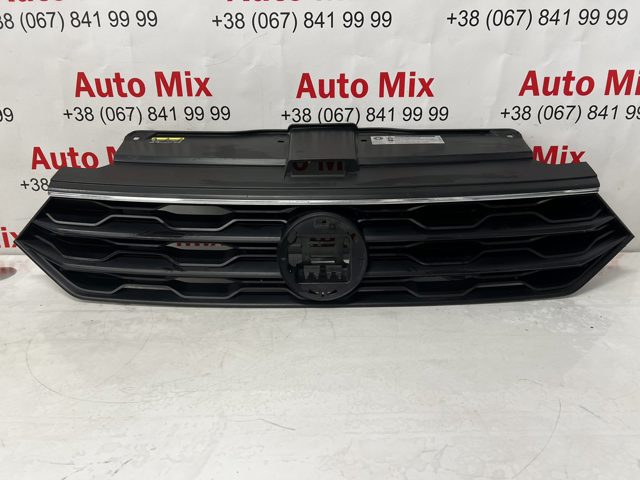 Решітка радіатора 2GA853651E VAG