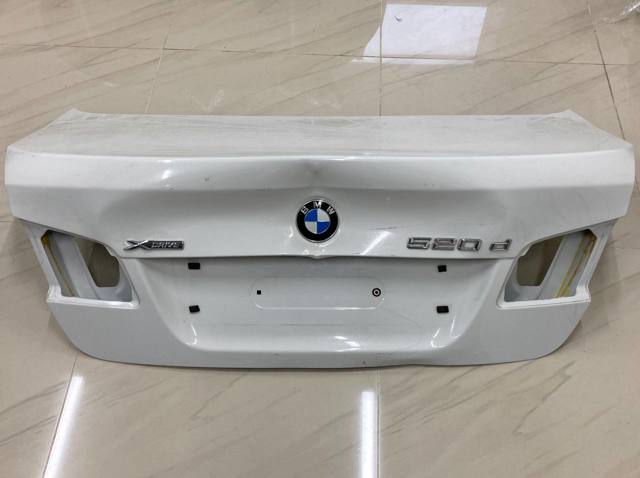 Кришка багажника кузова 41627240552 BMW