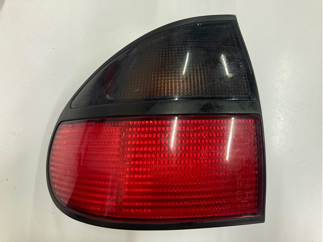 Задня ліва фара 7700820052 RENAULT