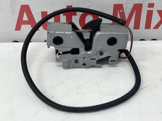 Замок кришки капота 7C0823509A VAG