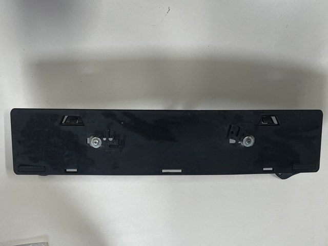 Рамка номерного знака автомобіля передня A9738800025 MERCEDES