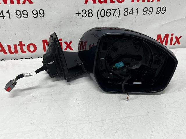Праве дзеркало заднього виду LR068145 LAND ROVER