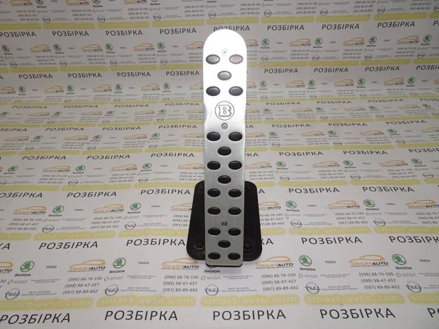 0012589V001 Mercedes