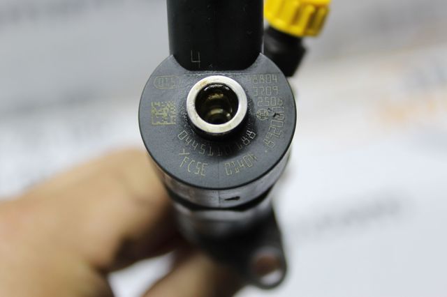 Форсунка дизельна в зборі, розпилювач + тримач 0445110188 BOSCH