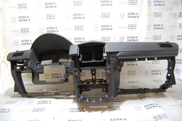 Приладова панель 13149016 GM