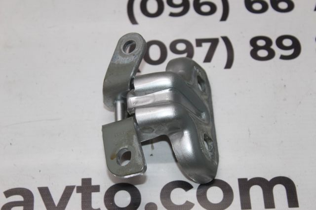 Петля задньої (двостулкової) двері, ліва верхня 13501713 GM
