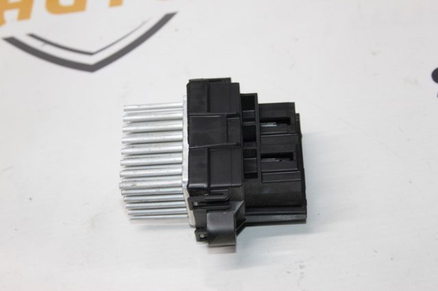 Регулятор оборотів пічки 13503201 GM