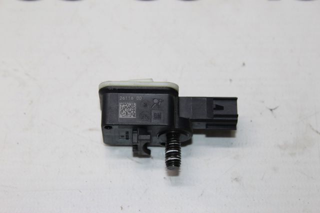 Датчик подушки безпеки 13576422 GM