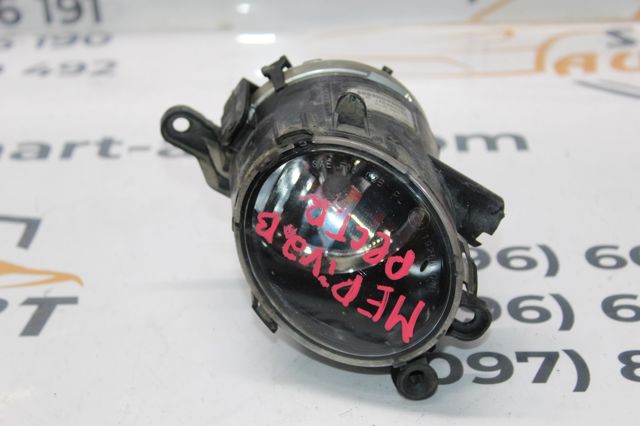 Права протитуманні фари 22865975 GM